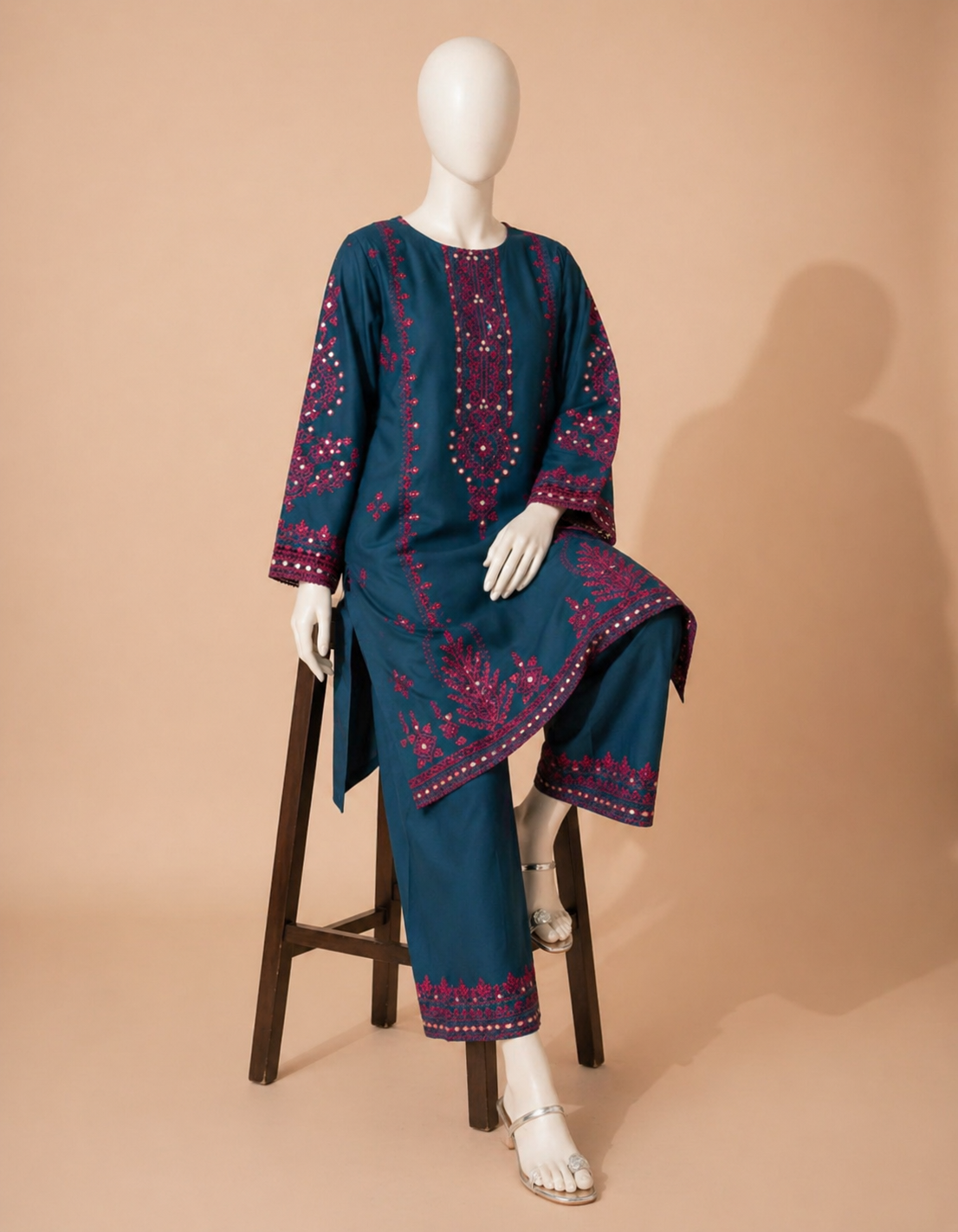 Sapphire D-909 Embroidered Dhanak 2PC