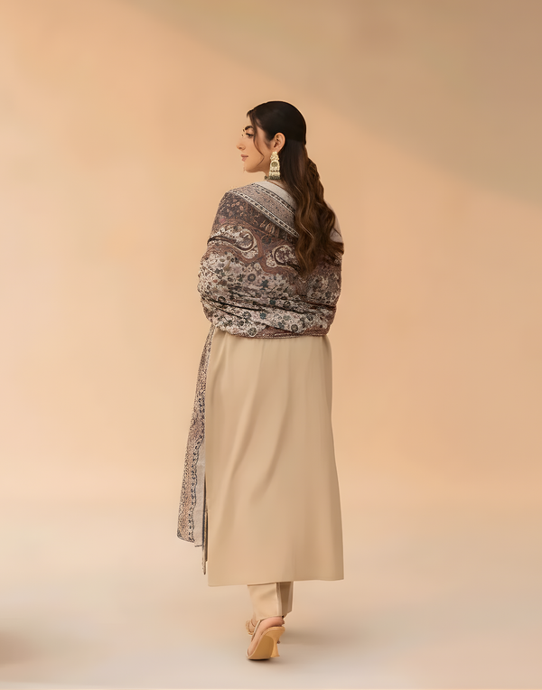 Sapphire SP-10 Embroidered Lawn 3PC